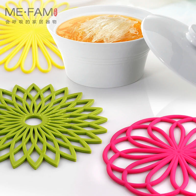 New Silicone Trivet Mat Geometric Flower Woven Pads Durable Insulated Non Slip Heat Resistance Placemat Table Protect Decoration