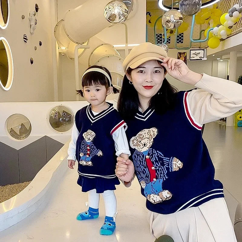 Parent-Child Vest Family Matching Sweater for Kids Bear Knit Top Sleeveless Dad Mom and Son Daughter Christmas Knitted Cardigan