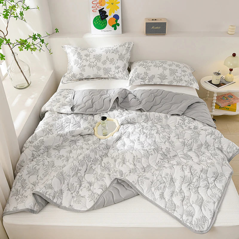 New Soft Skin-friendly Cooling Summer Quilt Refreshing Quilted Cool Blanket Lightweight Breathable Duvet Single Double Comforter