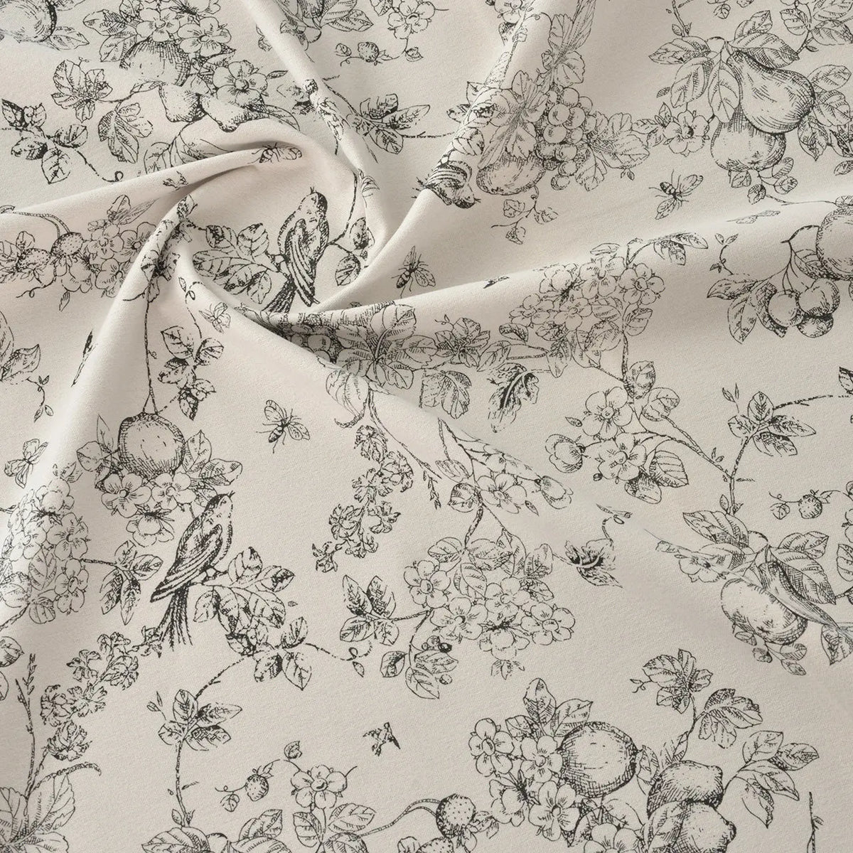 100% Cotton Brushed Printed Sewing Fabric Sold By The Meter Ideal For Making Children's Clothing Shirts Pajamas And DIY Crafts