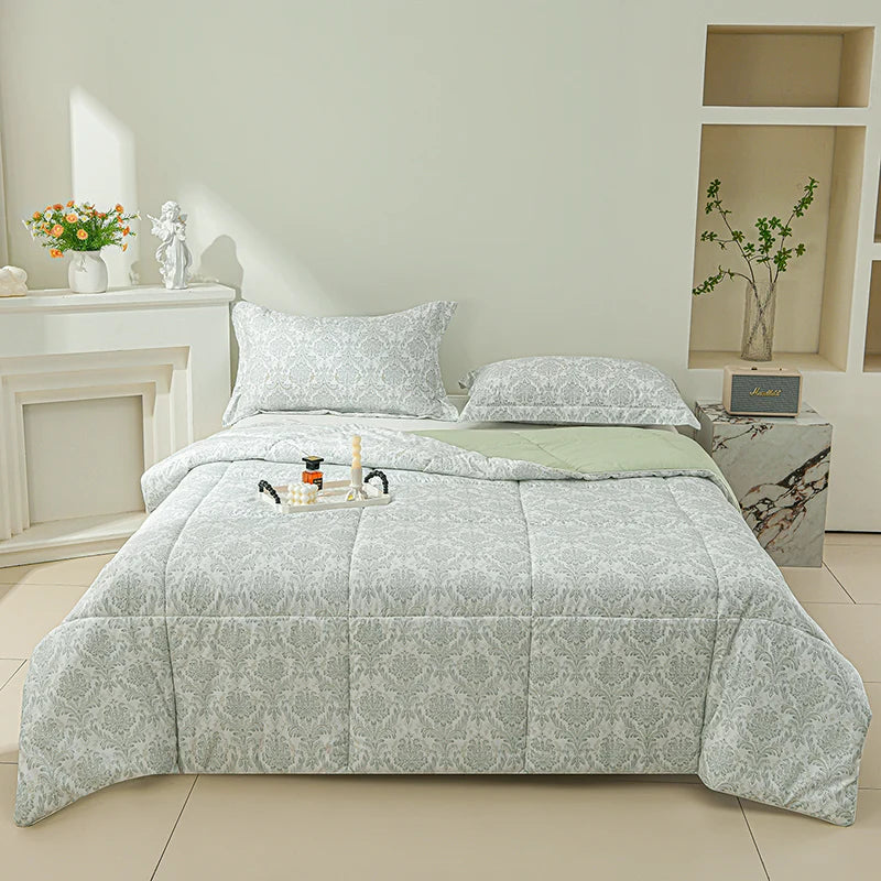 Soft Cloud-feeling Summer Duvet Thin Skin-friendly Breathable Comforter Cool Refreshing Blanket Lightweight Single Double Quilt