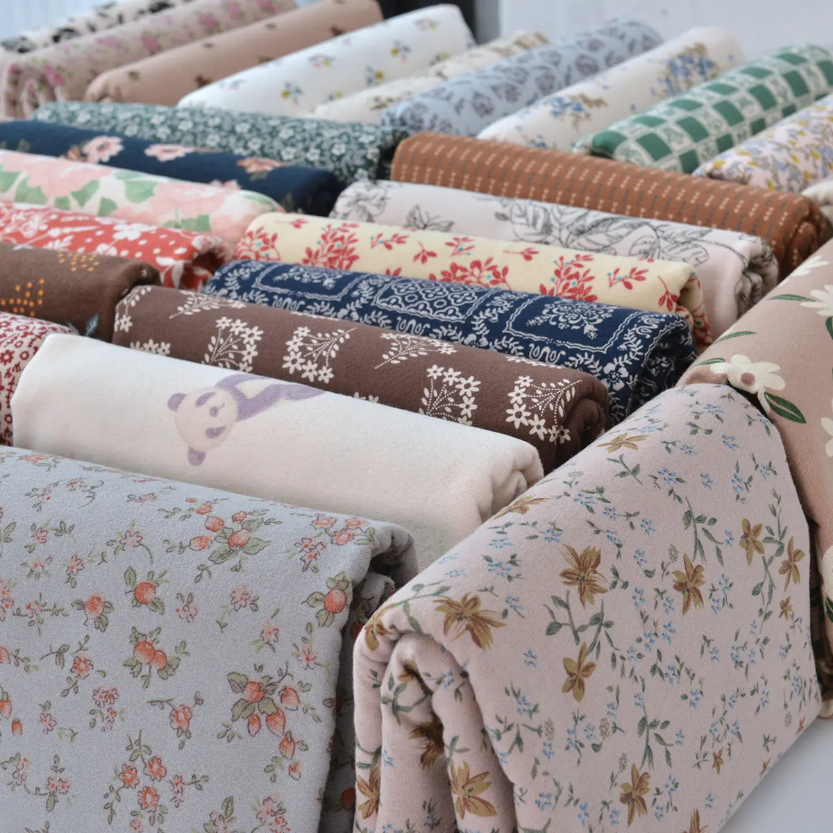 100% Cotton Brushed Printed Sewing Fabric Sold By The Meter Ideal For Making Children's Clothing Shirts Pajamas And DIY Crafts