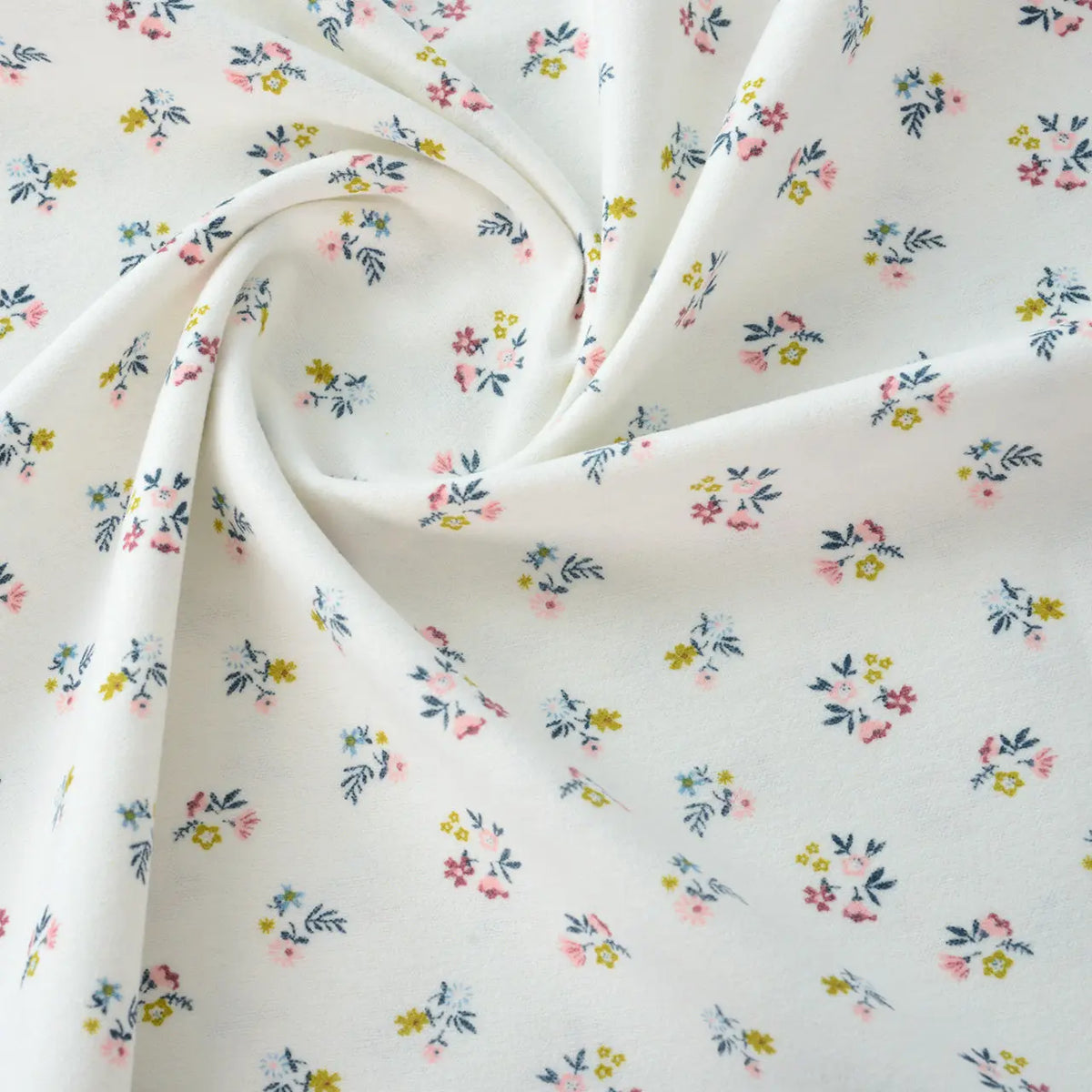 100% Cotton Brushed Printed Sewing Fabric Sold By The Meter Ideal For Making Children's Clothing Shirts Pajamas And DIY Crafts