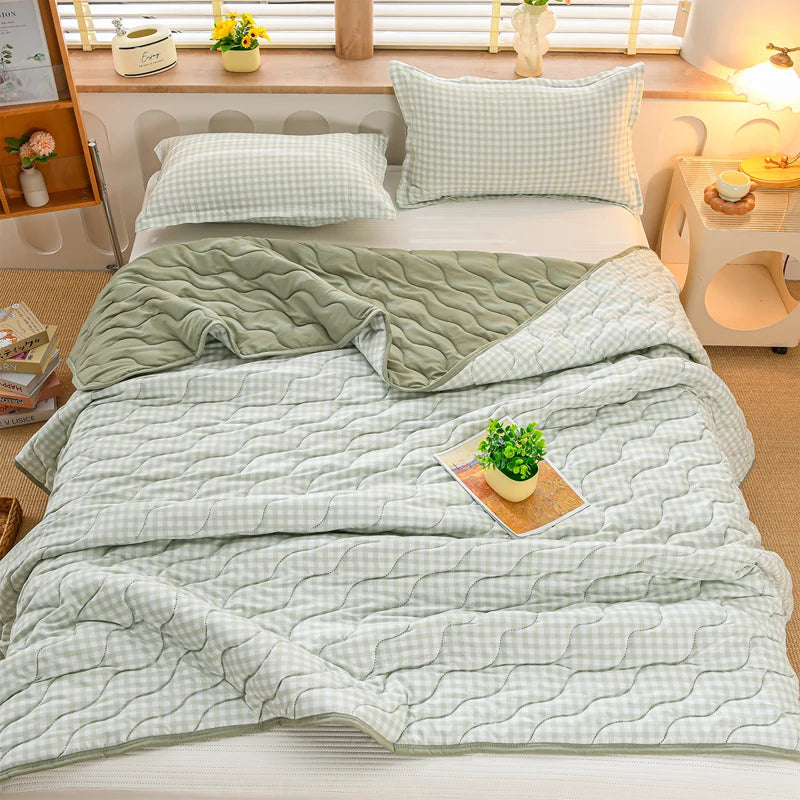 Breathable Quilted Summer Blanket Cooling Skin-friendly Comforter Soft Lightweight Quilt Well-vetilated Single Double  Duvet Set