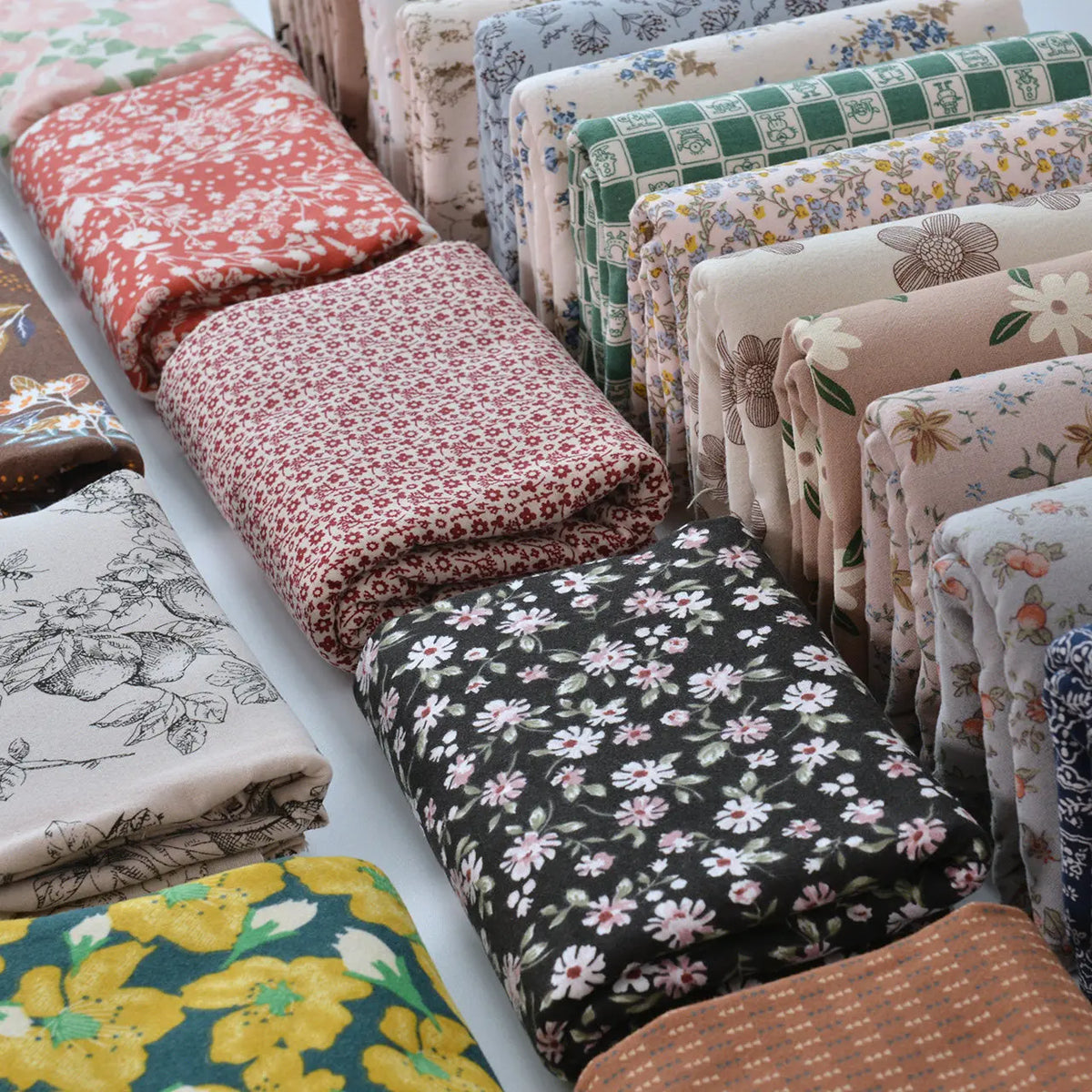 100% Cotton Brushed Printed Sewing Fabric Sold By The Meter Ideal For Making Children's Clothing Shirts Pajamas And DIY Crafts
