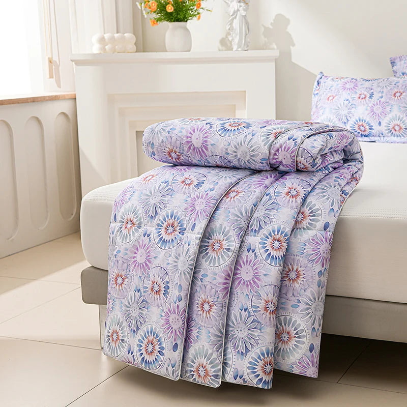 Soft Cloud-feeling Summer Duvet Thin Skin-friendly Breathable Comforter Cool Refreshing Blanket Lightweight Single Double Quilt